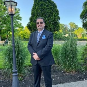 Meet your Posher, Juan tomas